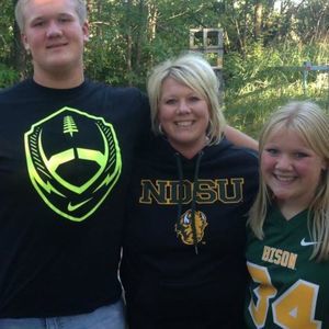 Meet your Posher, Devin