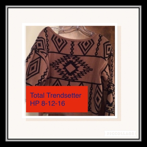 Gifted AZTEC Semi-cropped sweater NWT So Stylish! - Picture 2 of 2