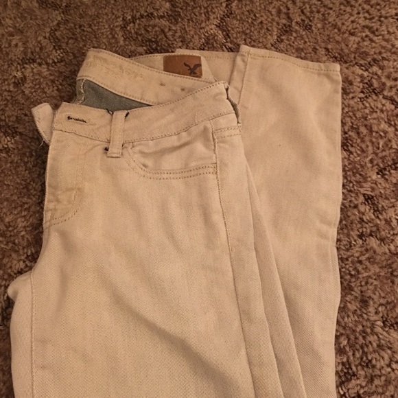 American eagle khaki skinny jeans