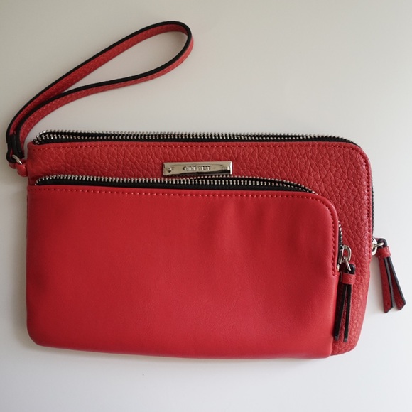 Nine West Handbags - Nine West Red Wristlet