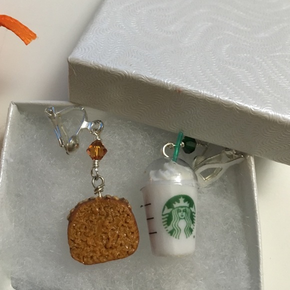 Clip on earrings: starbucks cup and loaf - Picture 2 of 2