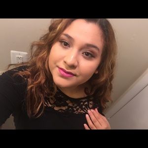 Meet your Posher, Vanessa