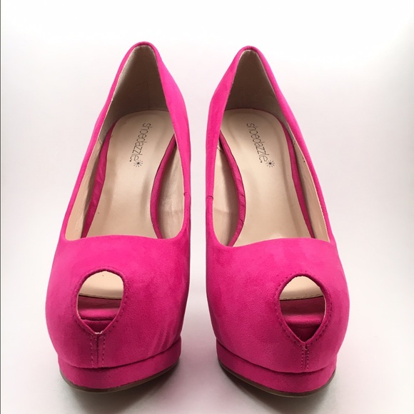 Shoedazzle Cameo Peep Toe Platform Pump - Picture 2 of 4