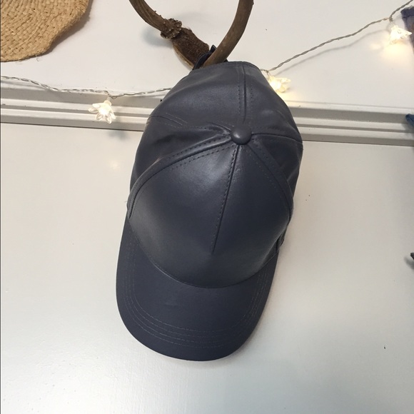 Brandy Melville Accessories - Hat