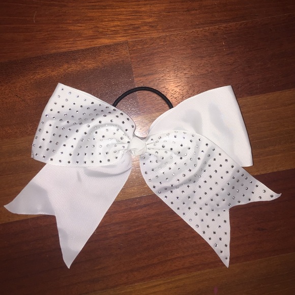 cheer Bow