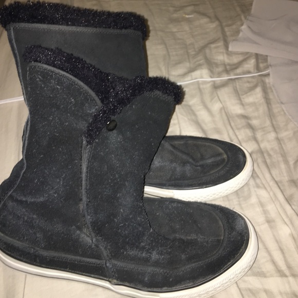 Converse Boots