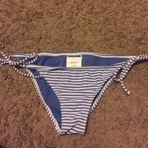 Roxy swim bottoms