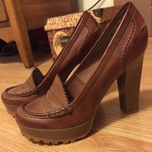 Mia pumps