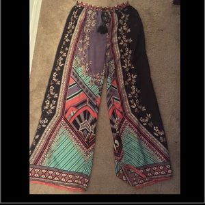Wide leg Pants