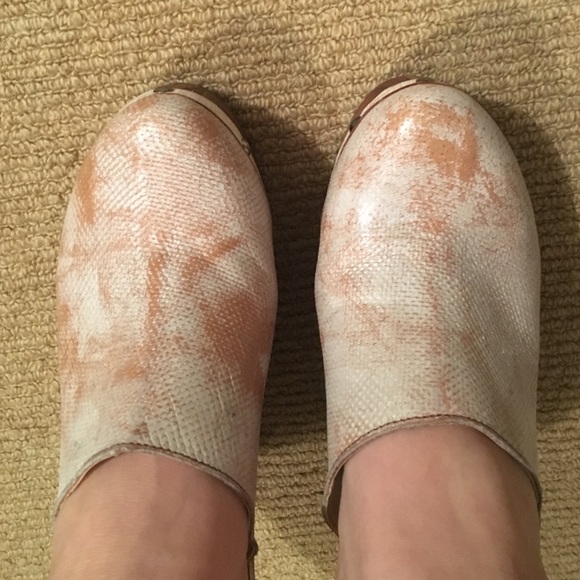 Shoes - Picture 3 of 3