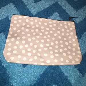 Thirty one pouch!