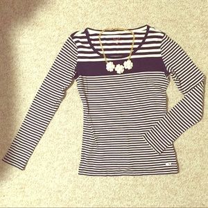 Vineyard Vines xs Navy Stripe Long Sleeve