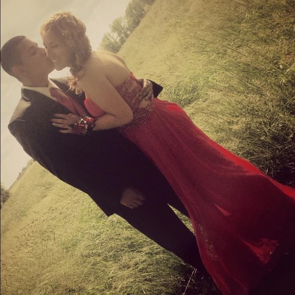 Prom dress - Picture 4 of 4