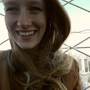 Meet your Posher, Lora