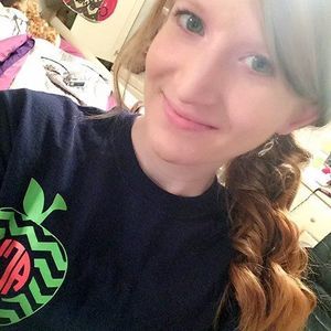 Meet your Posher, Ashley