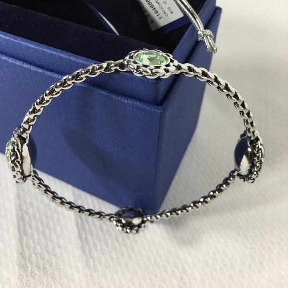 🥂HP🥂 ⏰ Swarovski Paprika Bangle - Picture 6 of 8