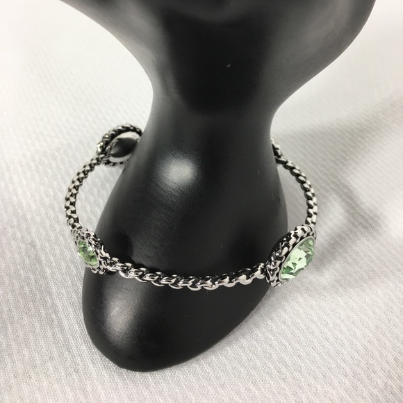 🥂HP🥂 ⏰ Swarovski Paprika Bangle - Picture 7 of 8