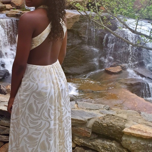 Prom dress - Picture 2 of 3