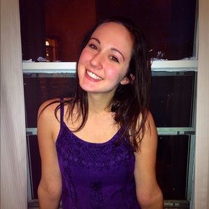 Meet your Posher, Leah