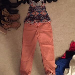 Salmon jeans and Art Deco crop top