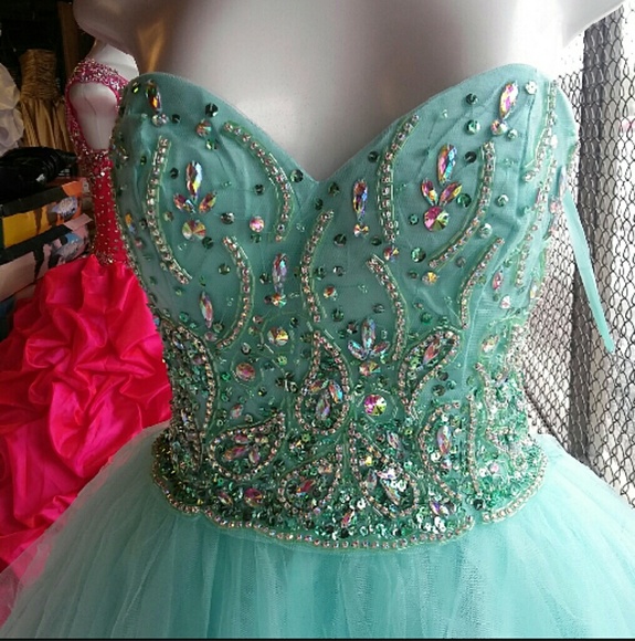 NWT Prom dress - Picture 1 of 4