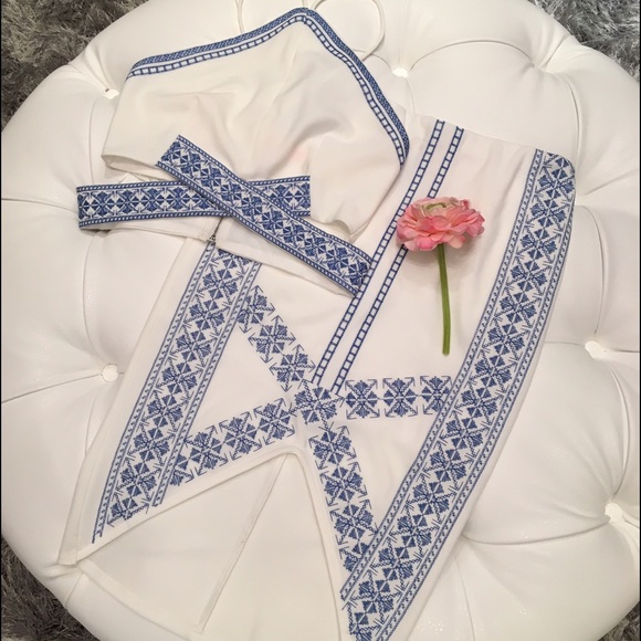 ♥️♥️♥️ SALE♥️♥️♥️ 2pc. skirt/crop set - Picture 3 of 3