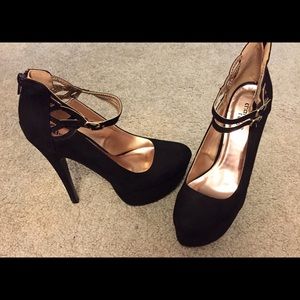 Charlotte Russe black stiletto pumps!