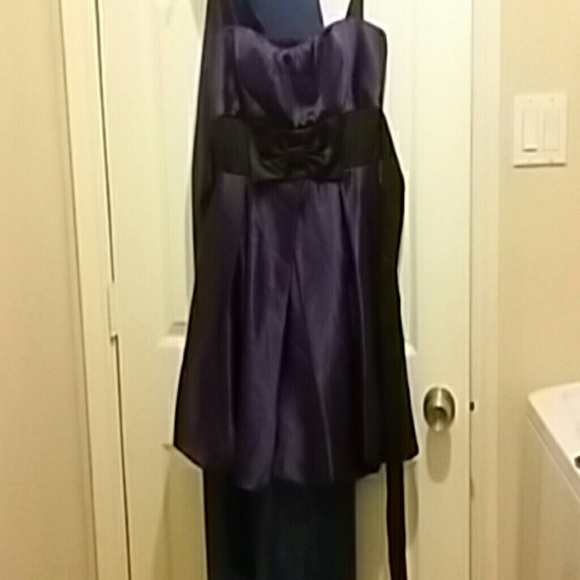 A homecoming dress - Picture 1 of 1
