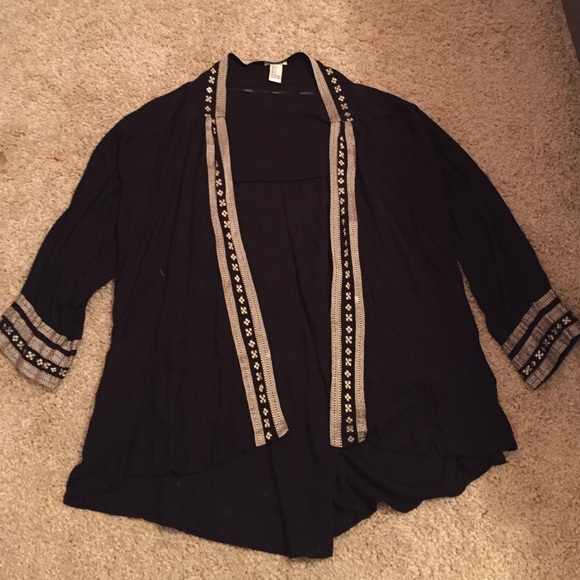 Forever 21 Black Kimono - Picture 1 of 2