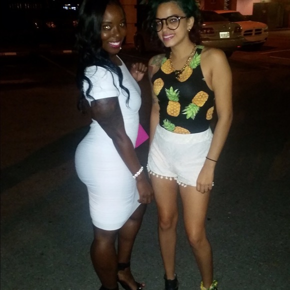 Excellent Condition White Bandage Dress - Picture 3 of 3