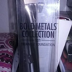 Real techniques foundation brush