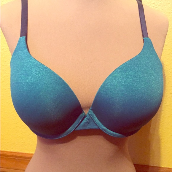 Victoria's Secret the T-Shirt Bra 36C