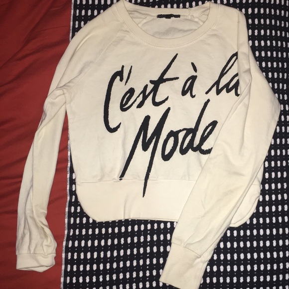 White Sweatshirt Crop