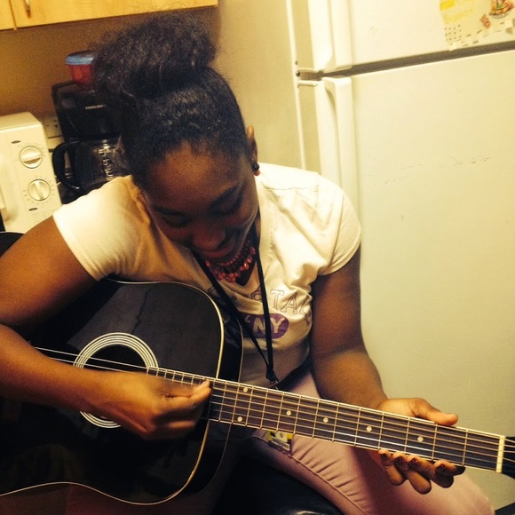 Meet your Posher, Yalonda