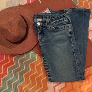 TRUE RELIGION BRAND JEANS