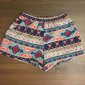 Aztec patterned flowy shorts