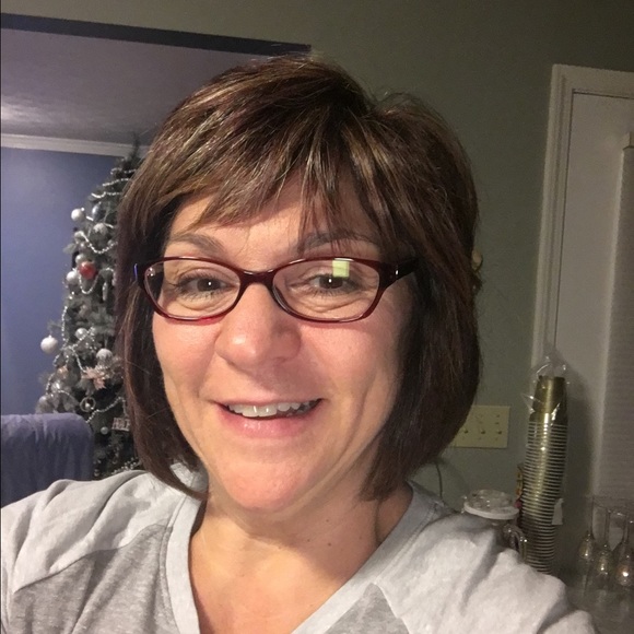 Meet your Posher, Paula - Picture 1 of 1