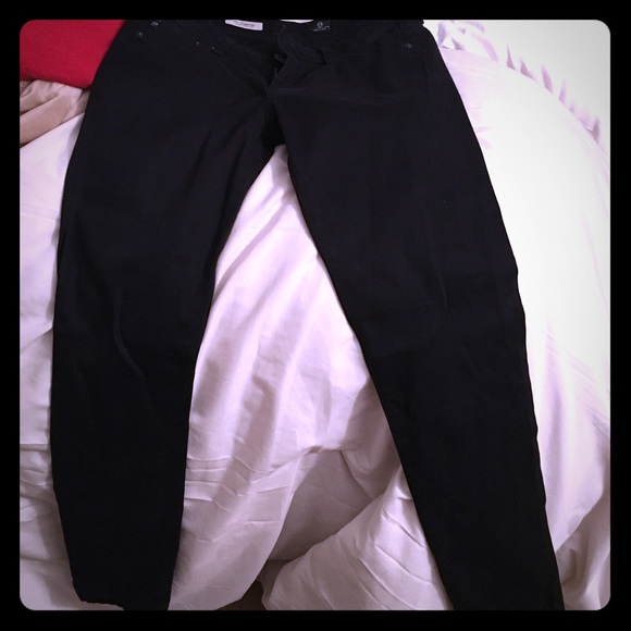 AG BLACK JEANS