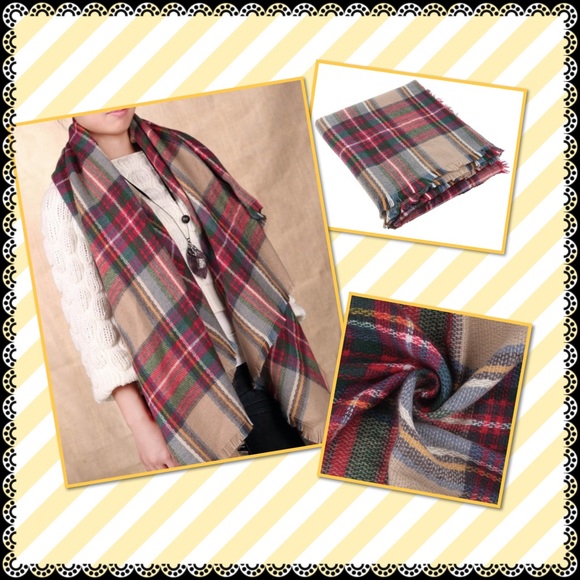 SOLD Oversized plaid blanket scarf warp shawl - Picture 2 of 2