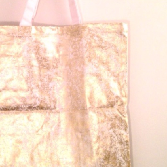 NWT Gold & White Chevron Canvas Tote Bag - Picture 4 of 4