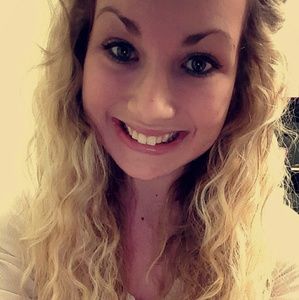 Meet your Posher, Alexa