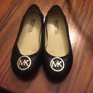 MK girls ballet flats