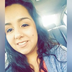 Meet your Posher, Edith