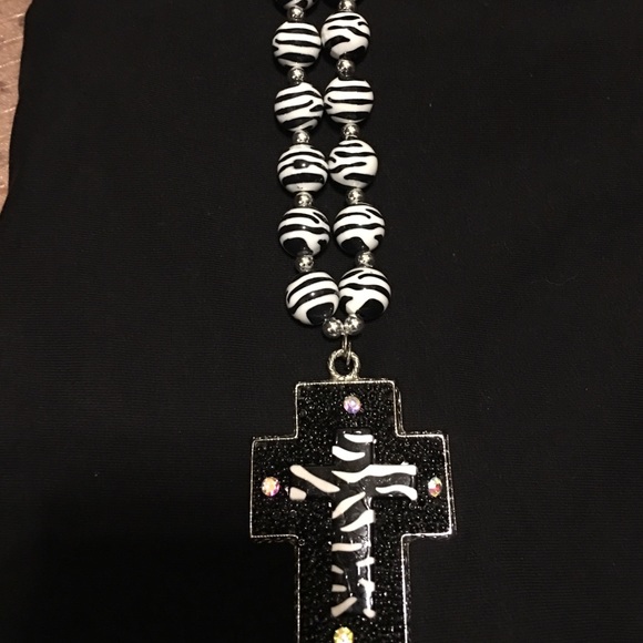 Zebra cross necklace
