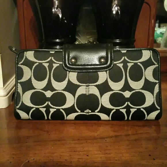 Coach Wallet  Brand new - Picture 2 of 3