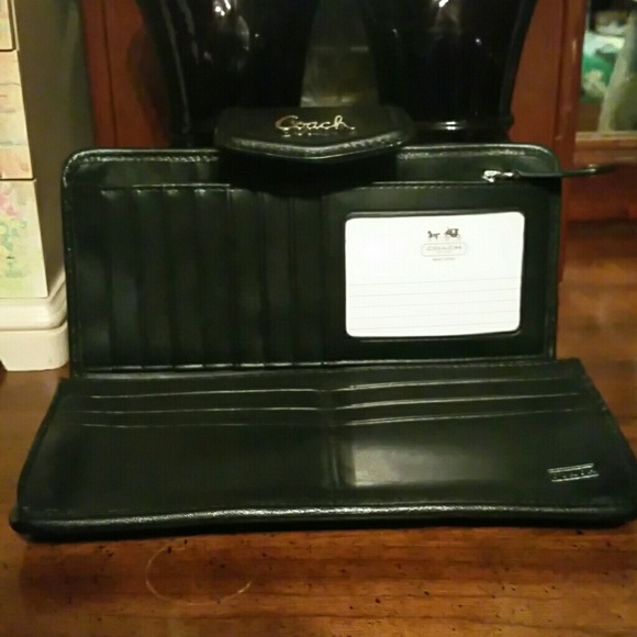 Coach Wallet  Brand new - Picture 3 of 3