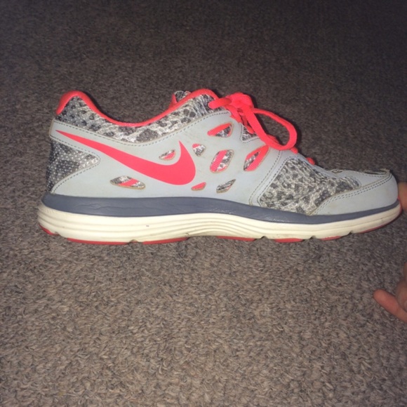 NIKE DUAL FUSION RARE PAIR