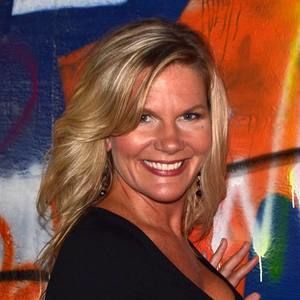 Meet your Posher, Sherry