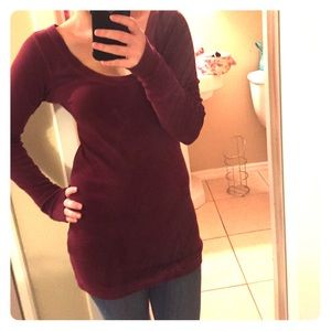 Maroon sweater