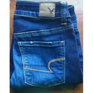 AE medium wash jeggings